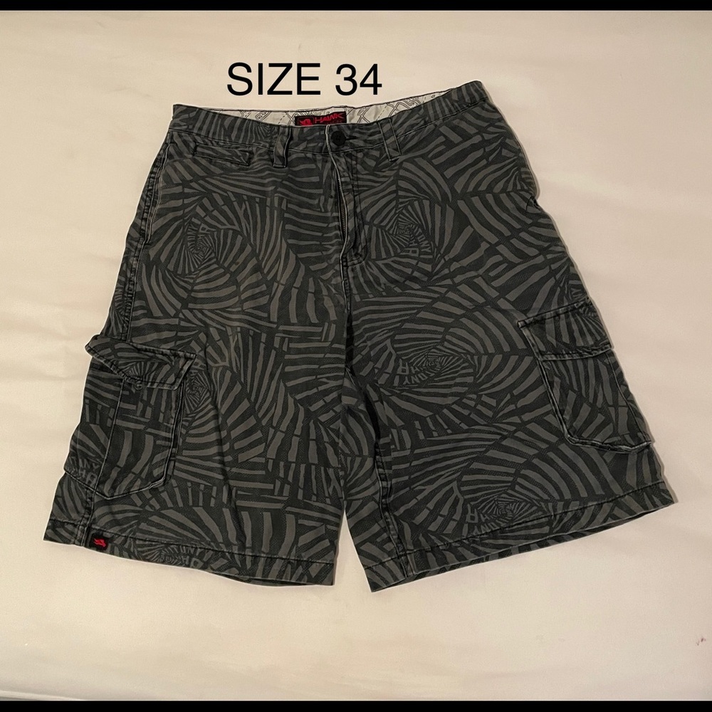 Tony Hawk Black/Grey SZ 34 Shorts Gently Worn